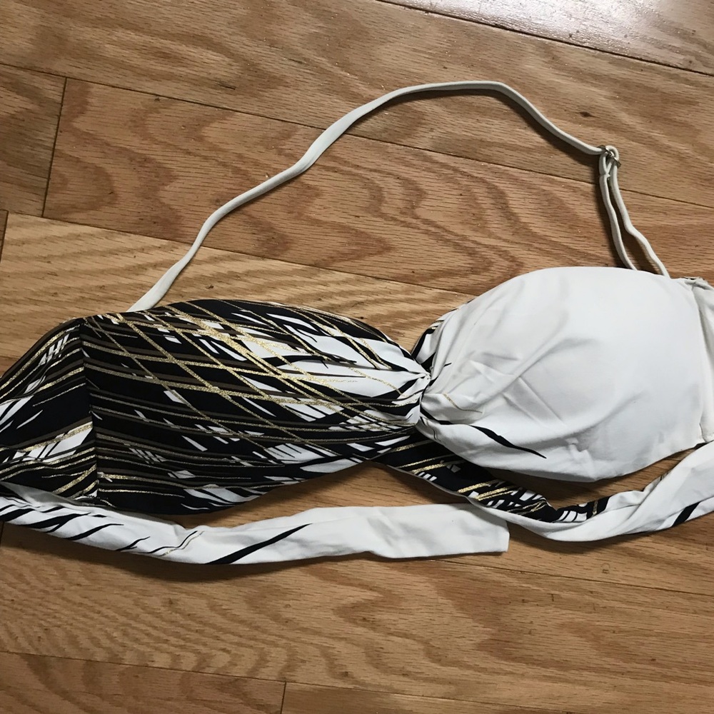 NWT Carmen Marc Valvo twist bandeau bikini top